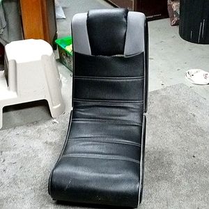 Gaming chair
